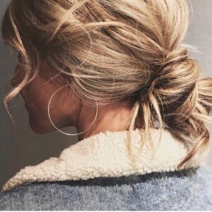 James Michelle Jewelry L Gold Hoop Earrings